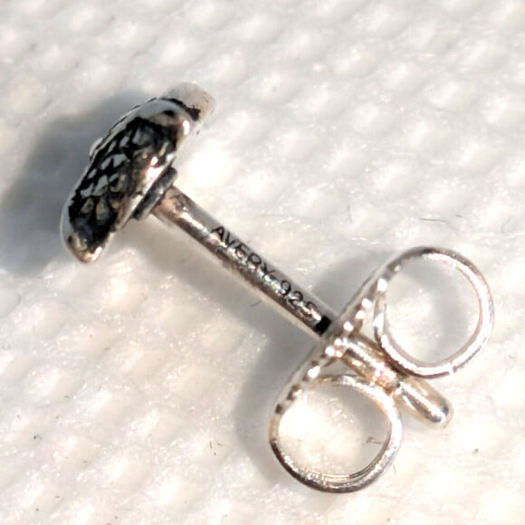 James Avery Rare Retired Sterling Silver Tiny Small Owl Bird Stud Earrings 925 - Picture 5 of 5